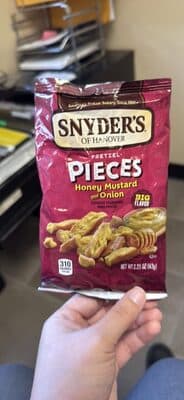 Snyders Pretzel Honey Mstrd Onion Pcs (2.25 oz)