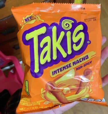 Takis Chip Tortilla Roll Intense Nacho (3.25 oz)