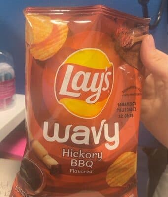 Chips Lays Wavy Hickory BBQ (1.5 oz)