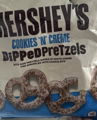 Hershey Pretzel Cookies N Creme Dipped (4.25 oz)